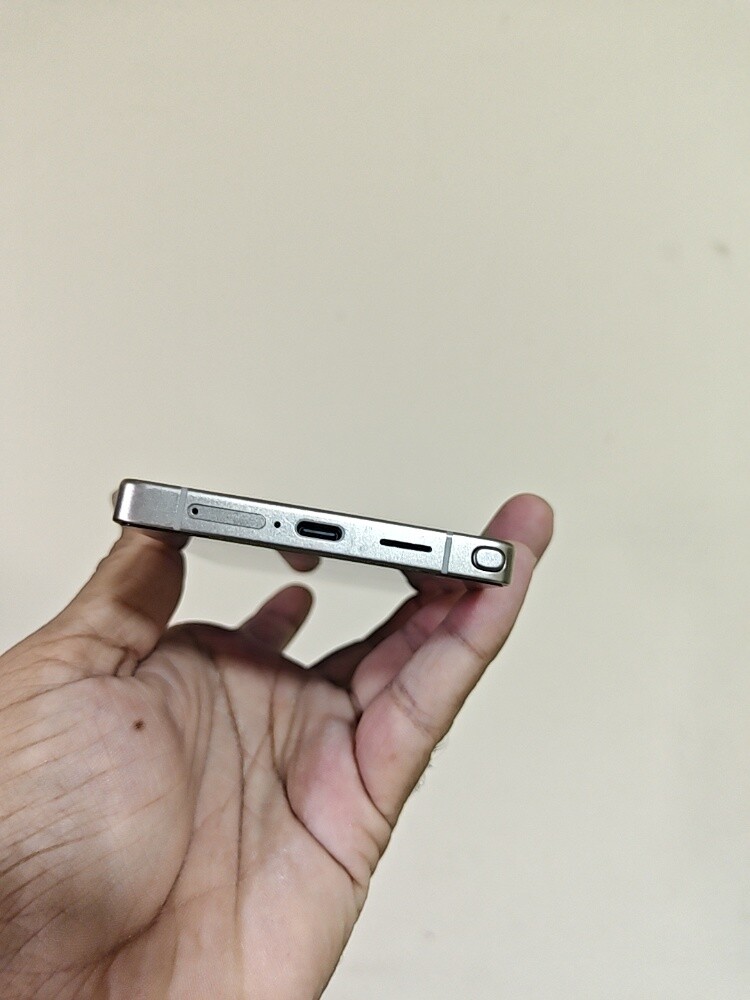 Samsung galaxy s25 ultra only mobil - 3