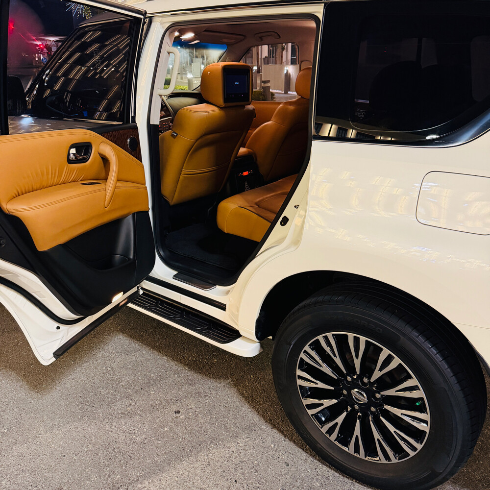 Nissan Patrol Platinum - 5