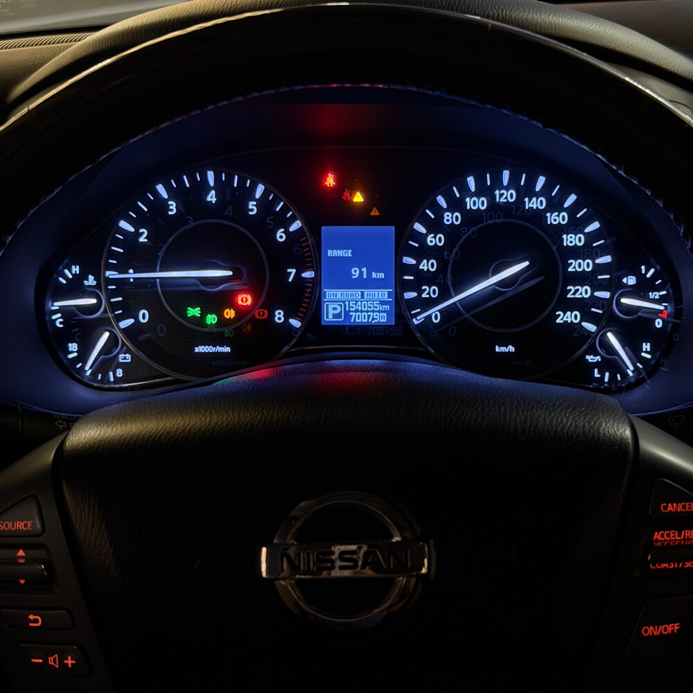 Nissan Patrol Platinum - 10