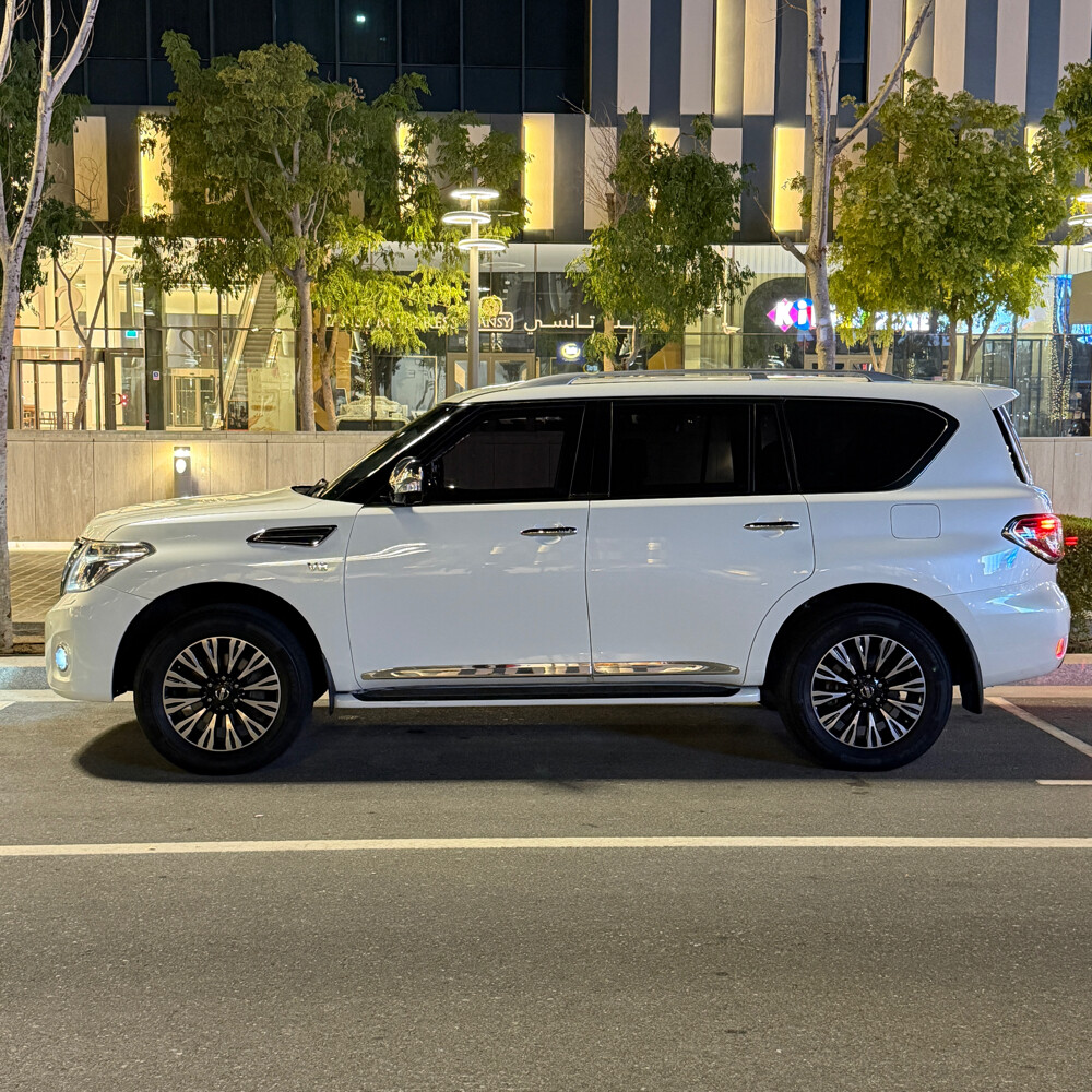 Nissan Patrol Platinum - 4