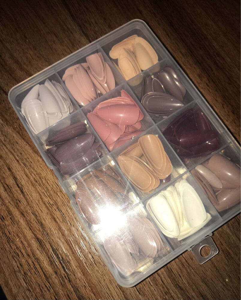 Acrylic nails for women - 3