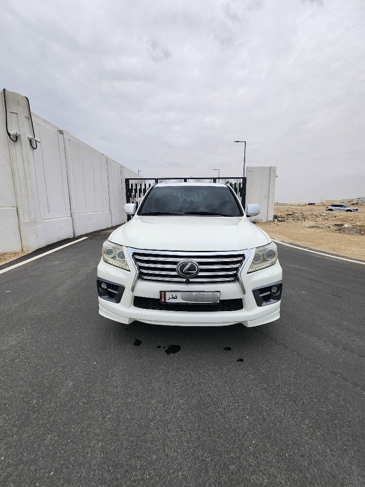 2015 Lexus 570 Converted (2009) - 1