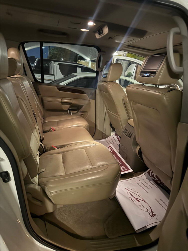 Nissan Aramada LE 2013 - 7