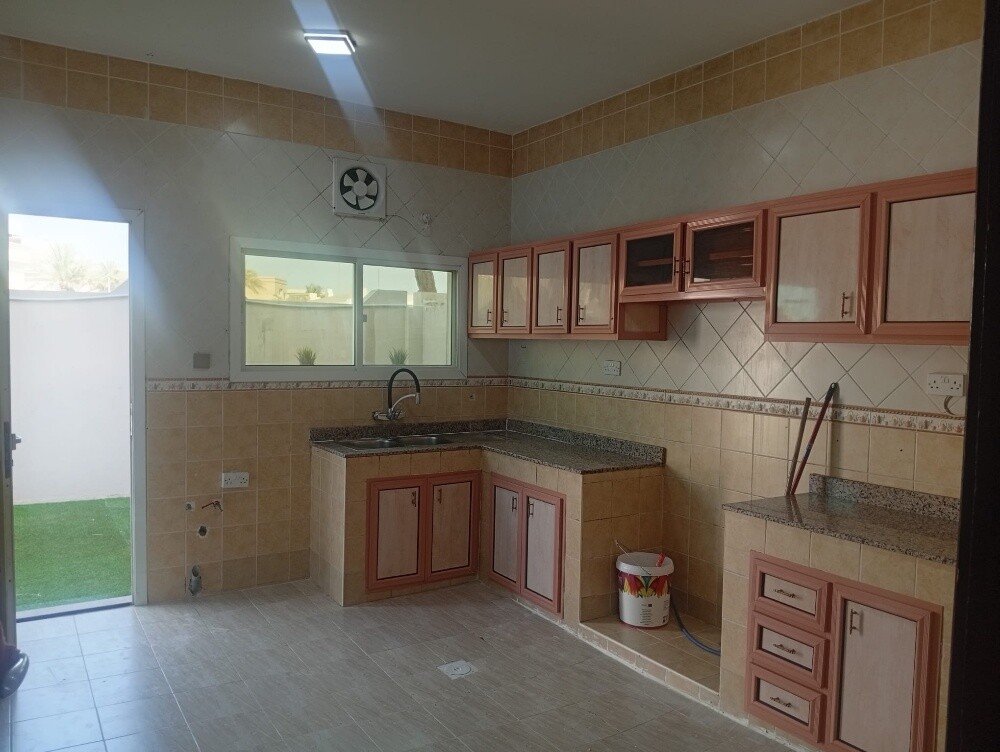 شقة سكنية للايجار - 4