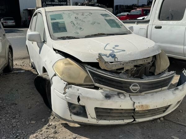 NISSAN TIDA 2012 - 6