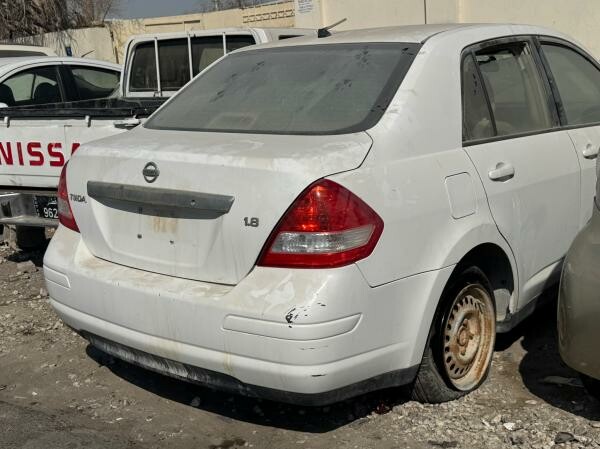 NISSAN TIDA 2012 - 5