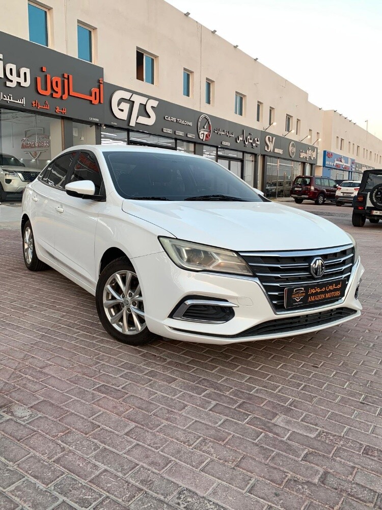 ام جى 5 اتوماتيك سيدان - 1
