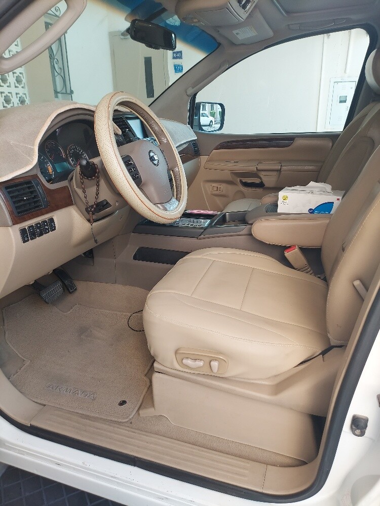 نيسان ارمادا ٢٠١١ - 3