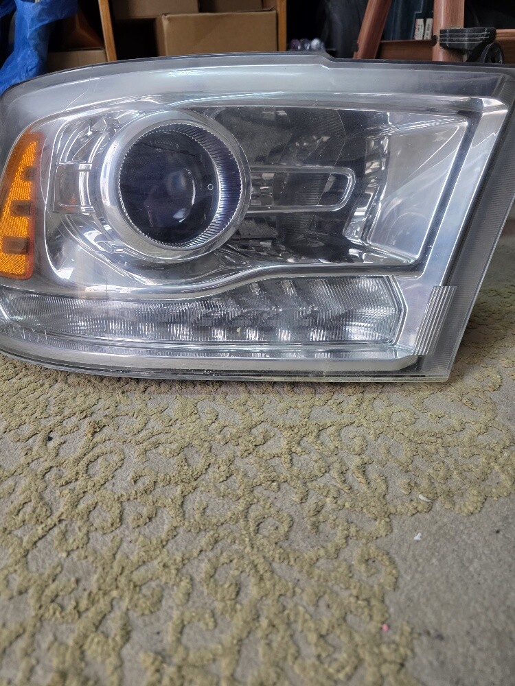 Original headlight for Ram - 2