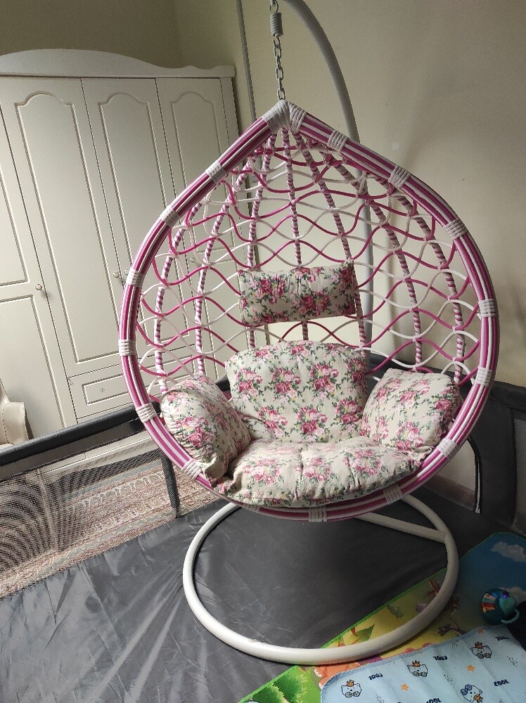 hanging chair - 1