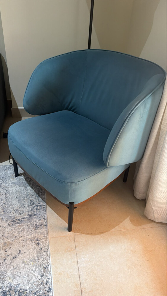 L shape Sofa with one chair - 4