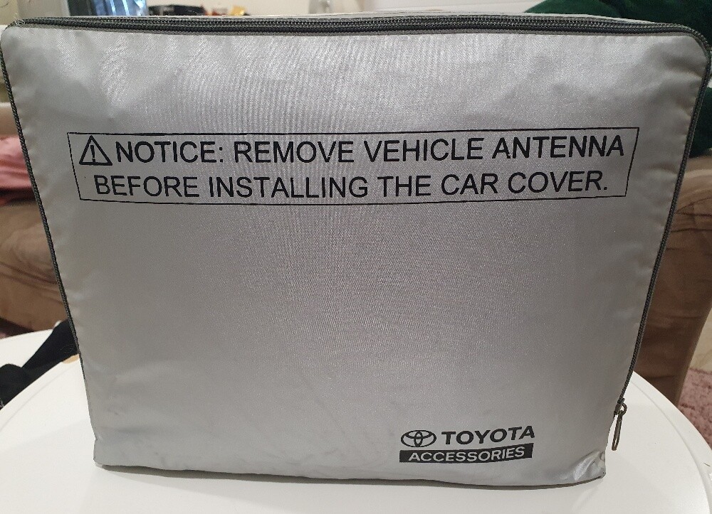 Original Toyota yaris car cover - 3