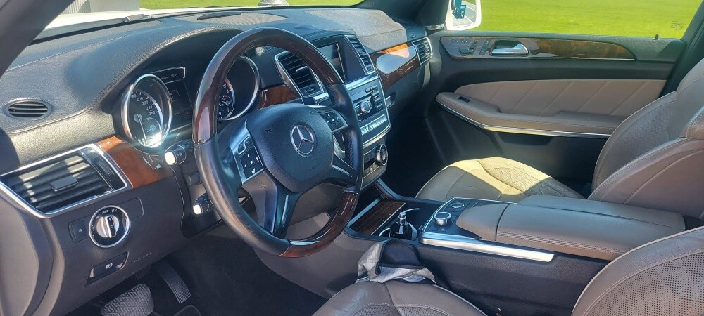 Mercedes-Benz gl500 - 4