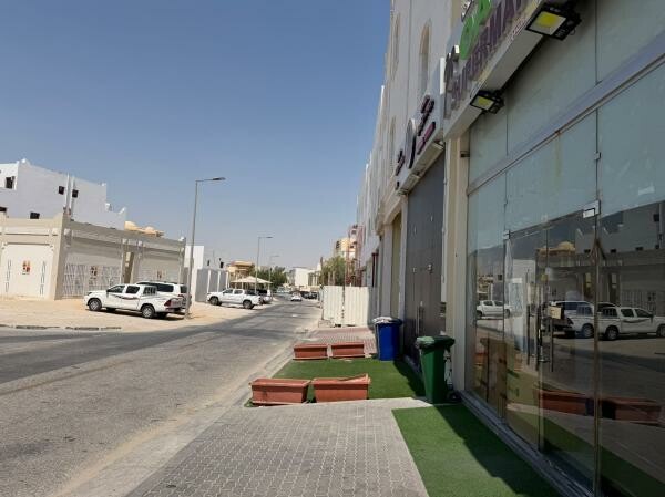 سوبرماركت للبيع في الدحيل - 13