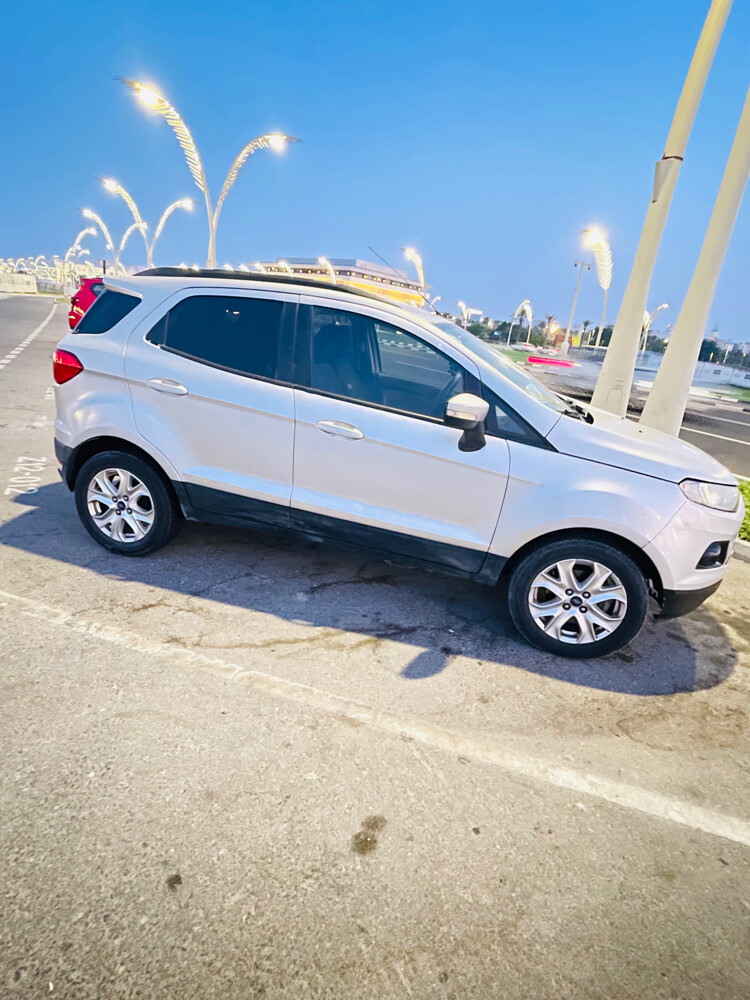 FORD ECO SPORT - 4