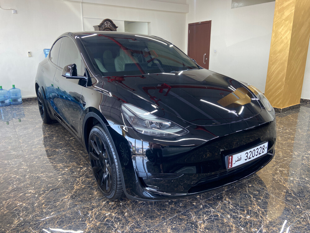 Tesla 2024 Y black - 4