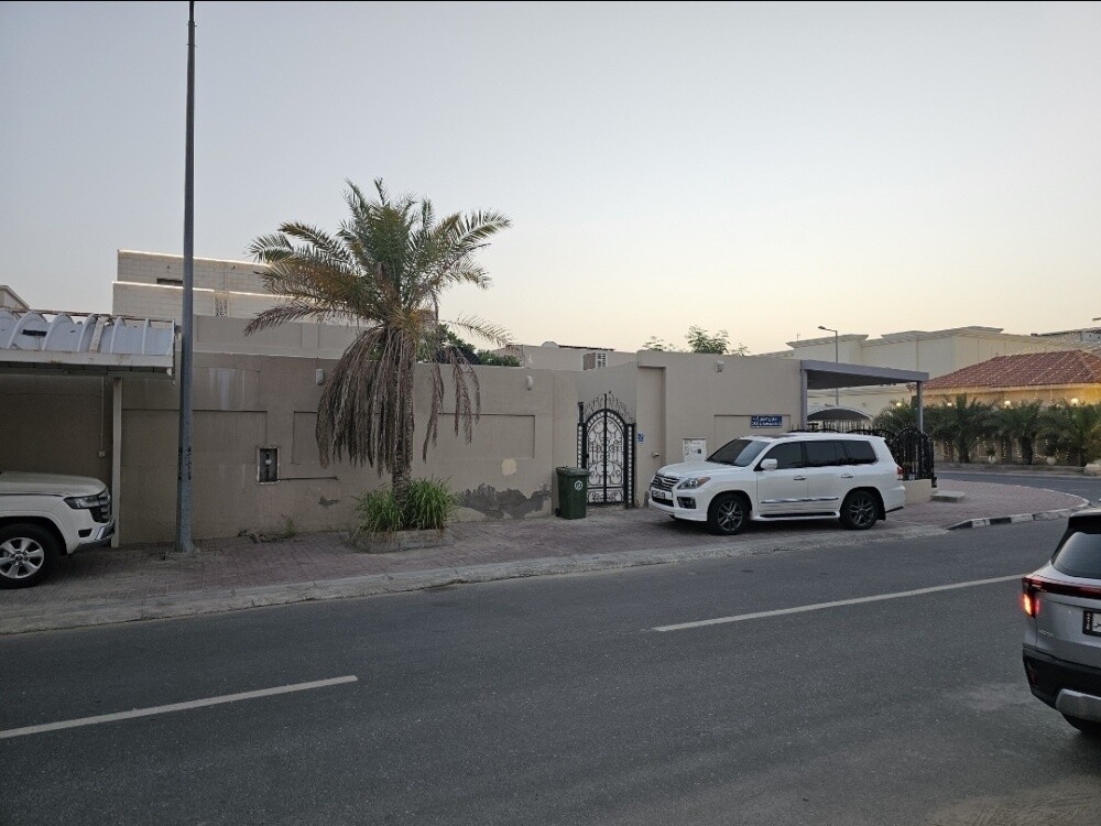 Traditional house for sale in Marik - 2