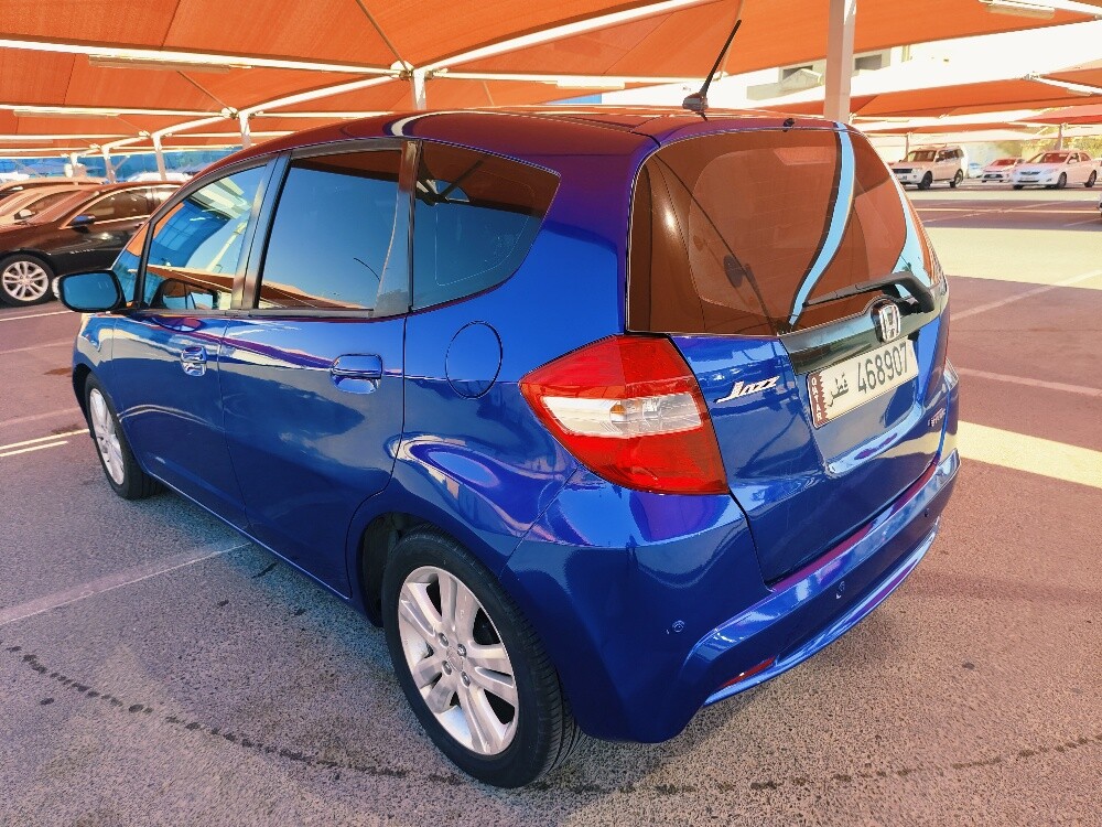 HONDA JAZZ ( FAMILY USED CAR) - 9