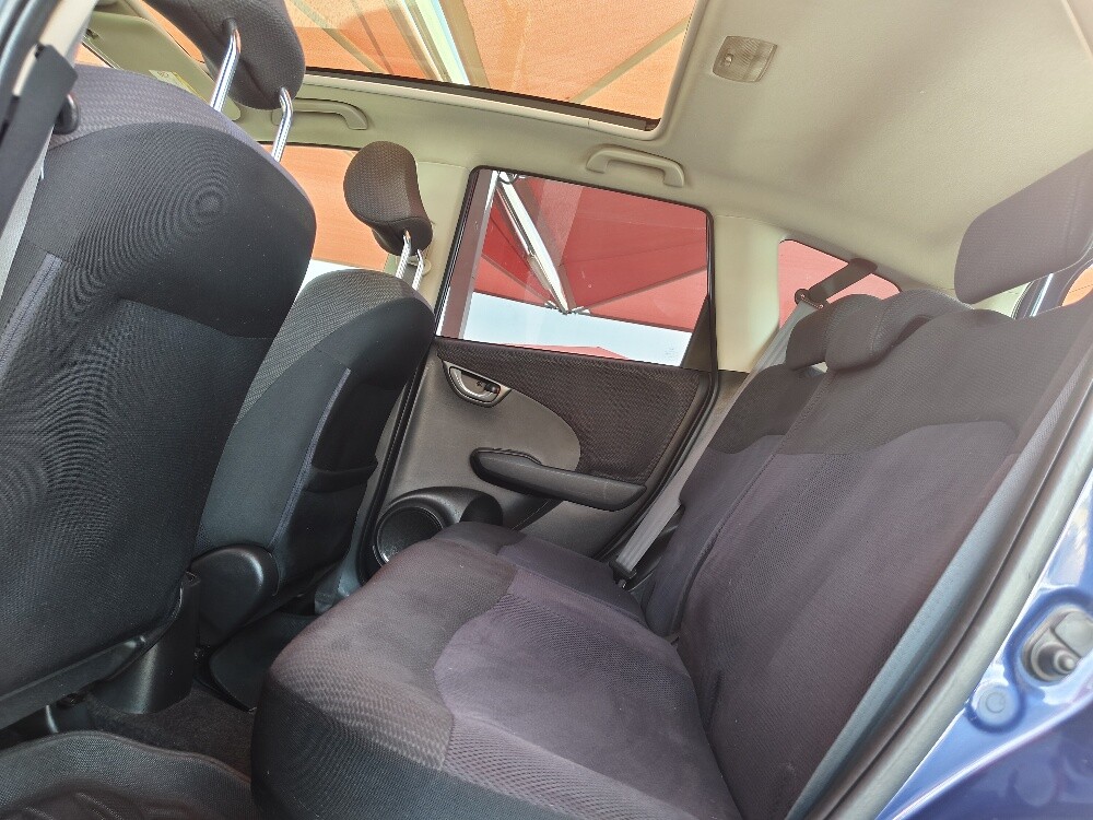 HONDA JAZZ ( FAMILY USED CAR) - 7