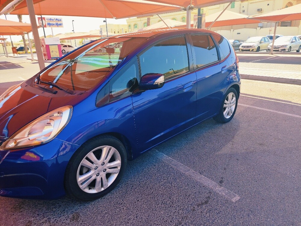 HONDA JAZZ ( FAMILY USED CAR) - 12