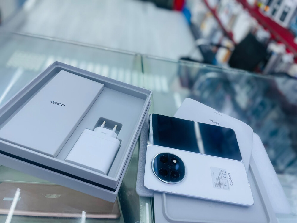 OPPO Find N5 5G 16GB 512GB - 1
