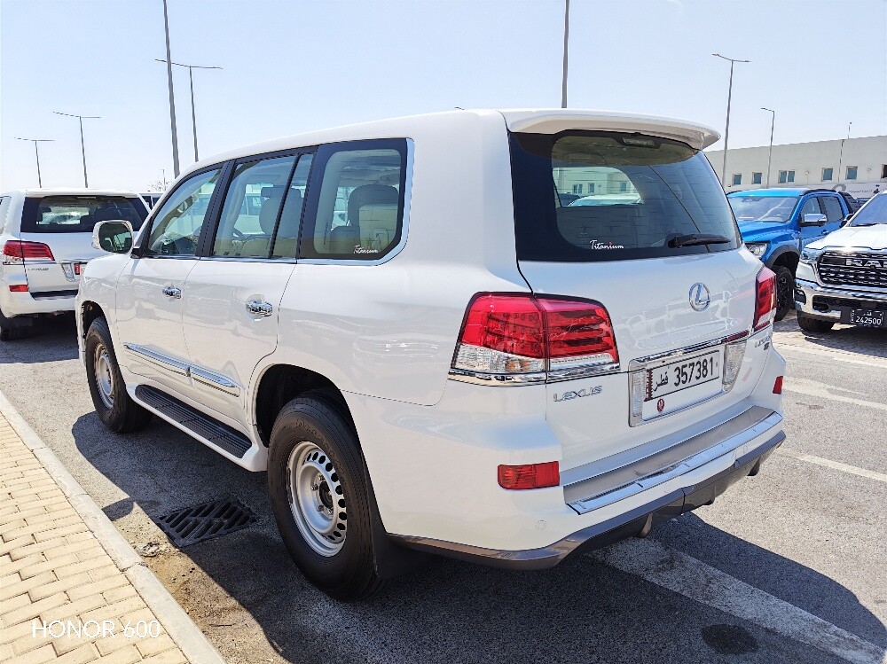 Lexus - 4