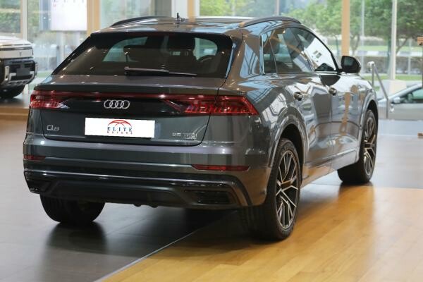AUDI Q8 - 55 TFSI QUATTRO - 2021 - 4