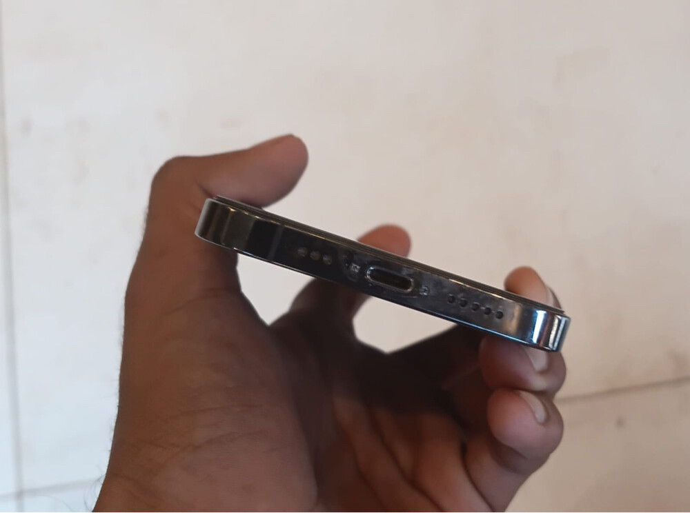 iPhone 12 Pro - 4
