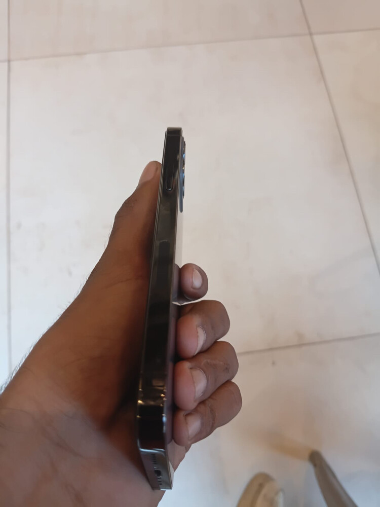 iPhone 12 Pro - 2
