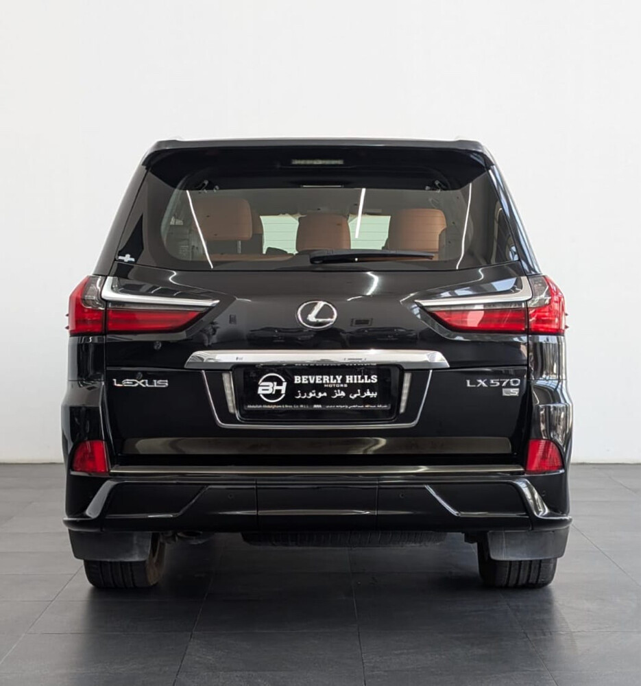 2020 Lexus LX 570 - 6