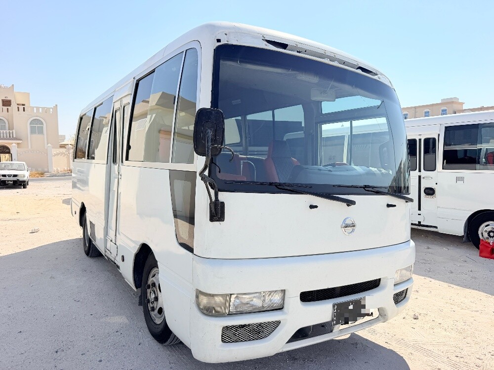 Nissan sivilin Deesl 30 seet - 1