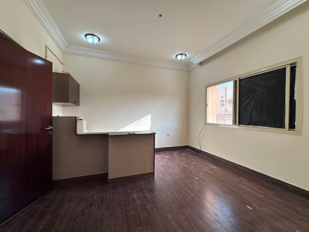 flat for rent ain khaled - 4