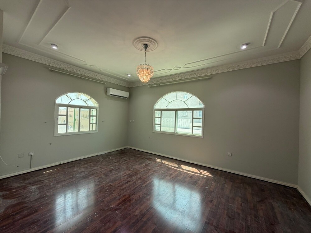 For rent excellent villa Al Duhail - 6