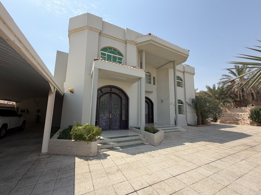 For rent excellent villa Al Duhail - 20