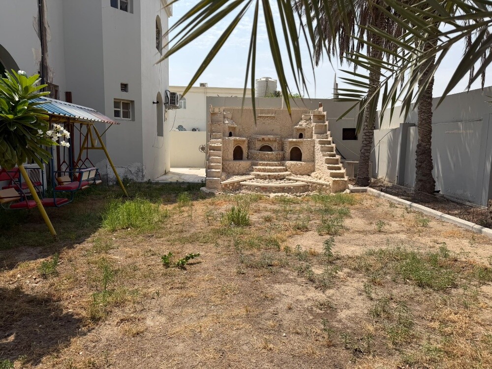 For rent excellent villa Al Duhail - 19