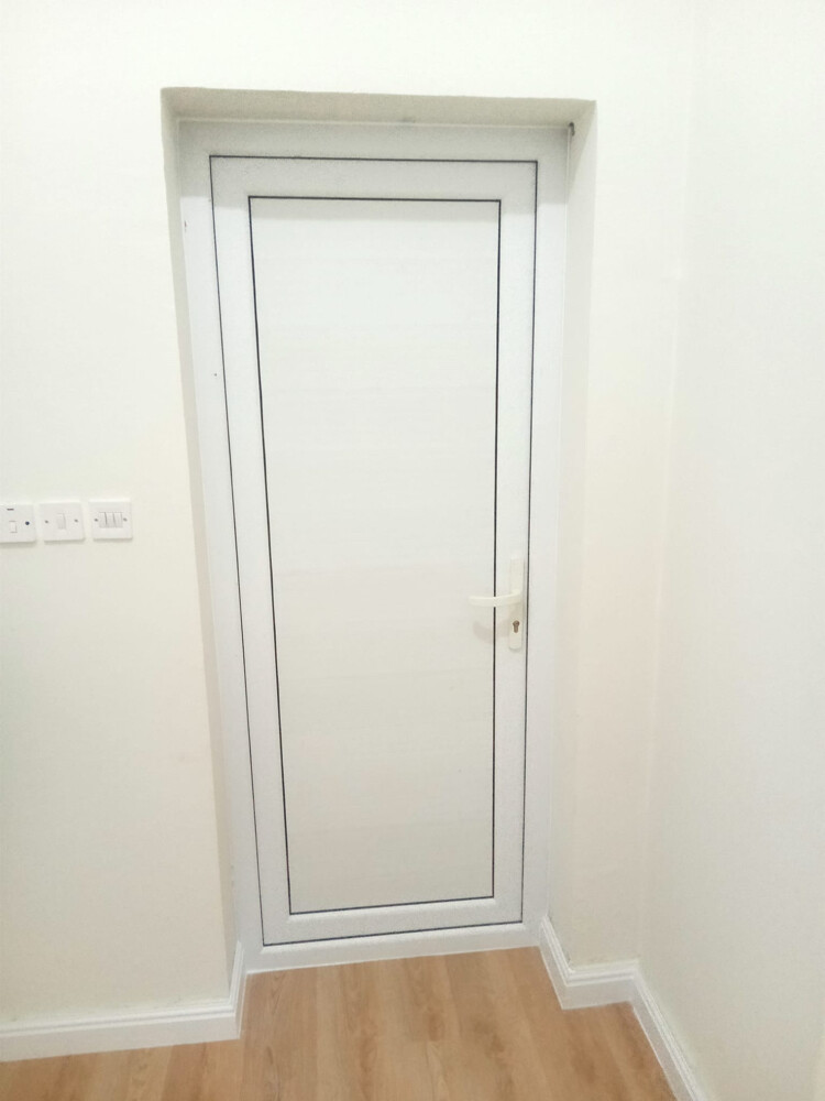 Carpenter Aluminum & Glass Work - 6