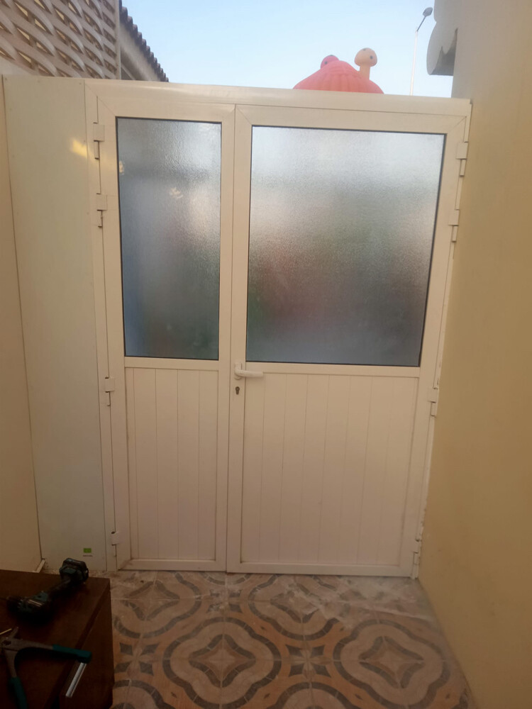 Carpenter Aluminum & Glass Work - 5