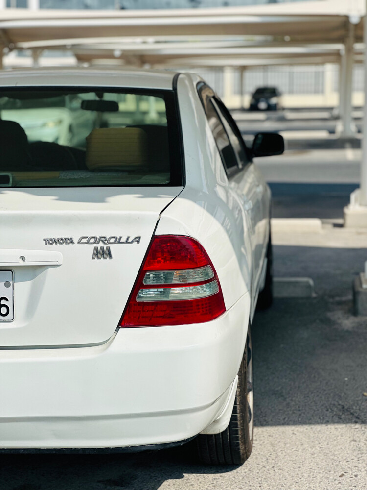 Toyota Corolla GLI  - 3