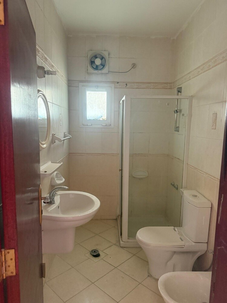 اجار شقه نظاميه فريج كليب مكيفه - 4