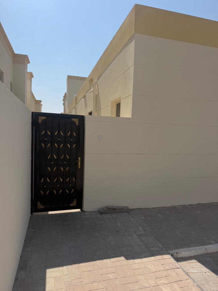 للايجارمحلق بازغوي جديد6000شامل - 6