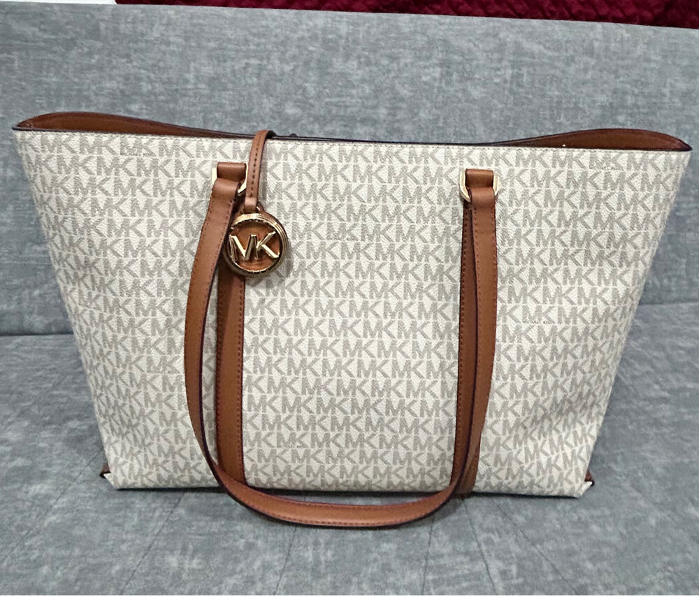 MK Temple Large Signature Logo Tote - 1