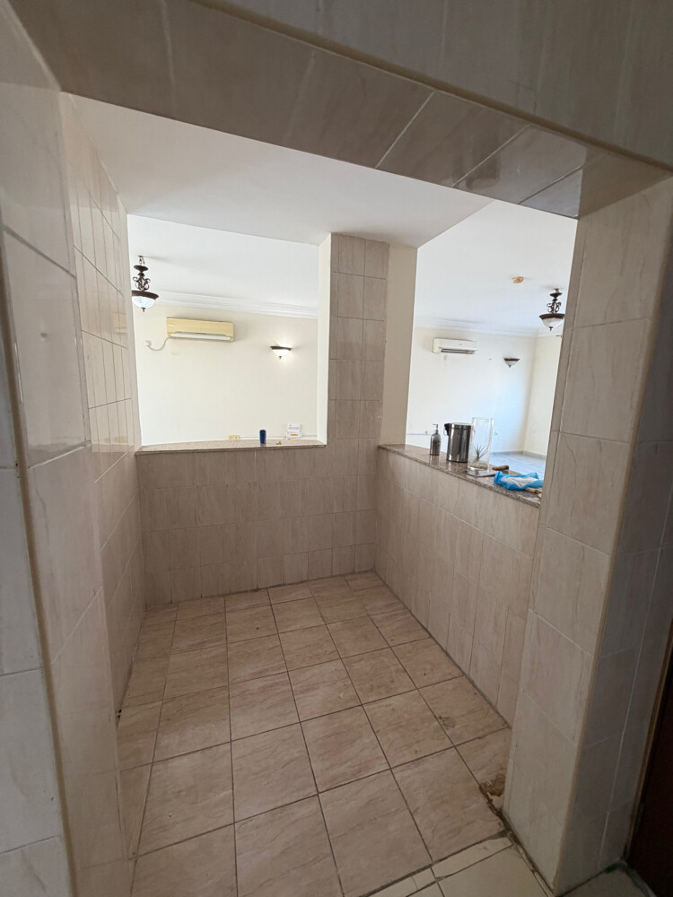 للايجارفيلاداخل مجمع سكني4غرف8000 - 16
