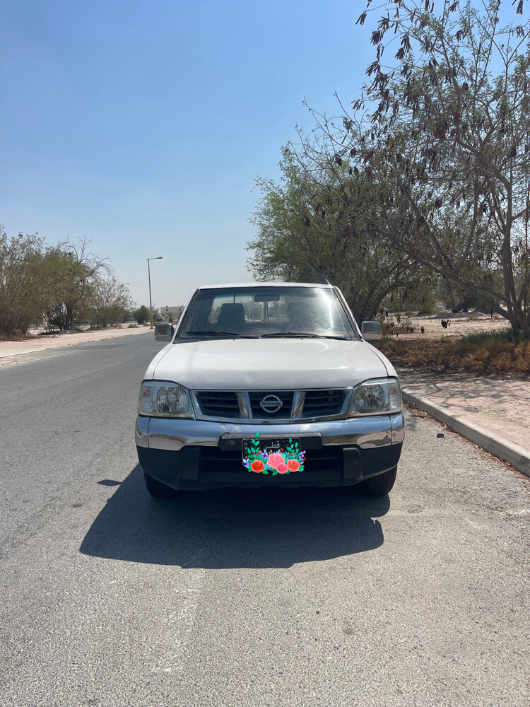 Nissan full option GLE - 3