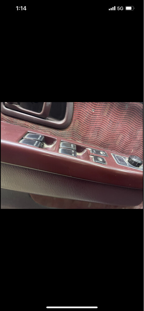 Nissan full option GLE - 4