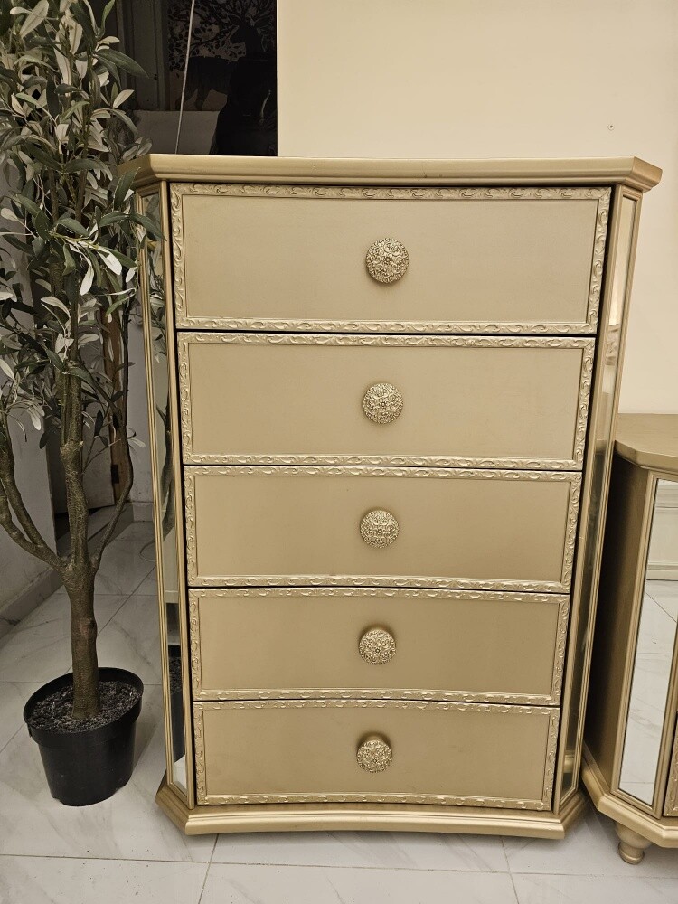 Midas Brand Bedroom Set Sell - 4
