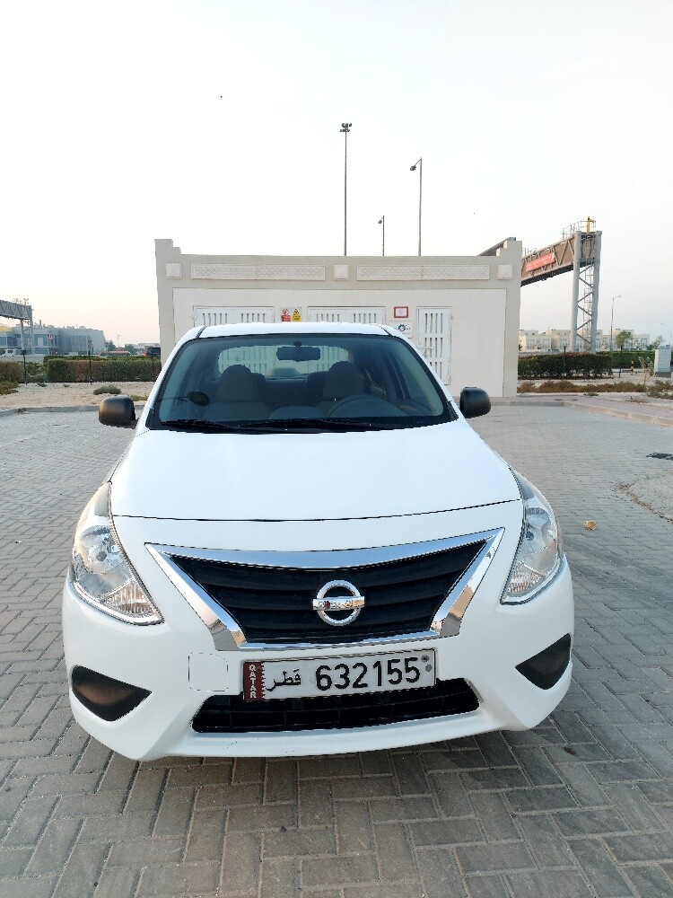 NISSAN SUNNY 2018 - 1