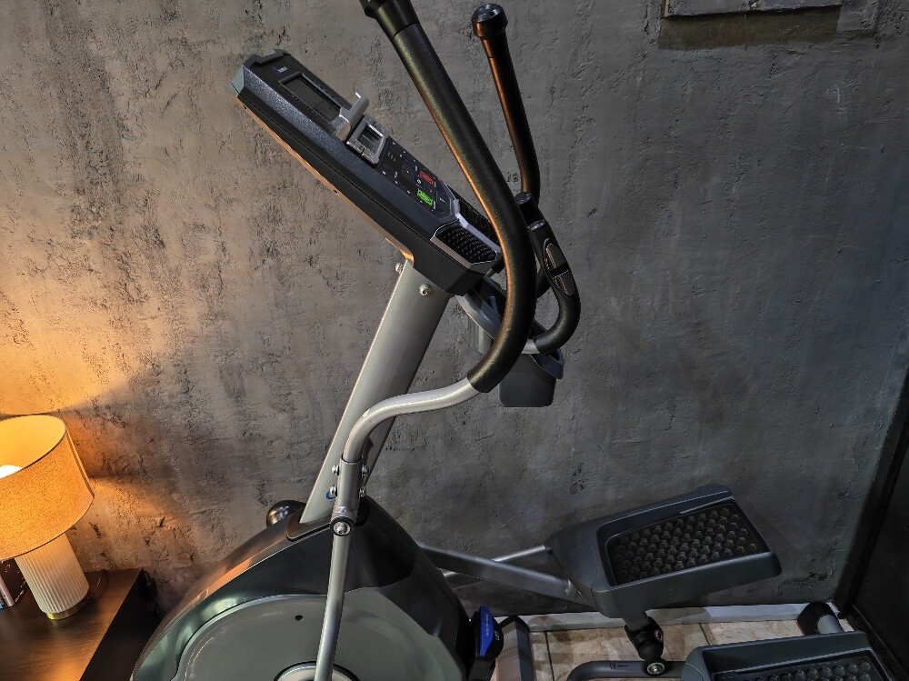 Nautilus E614 Elliptical/Orbitrek - 14