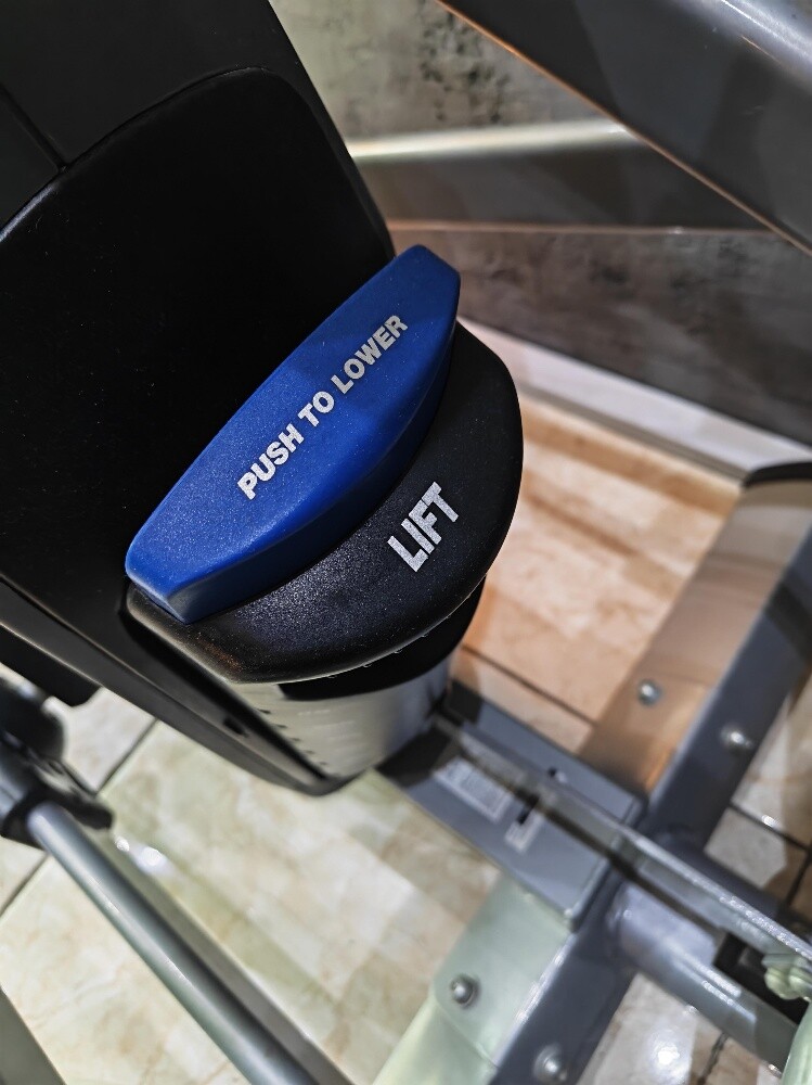 Nautilus E614 Elliptical/Orbitrek - 4