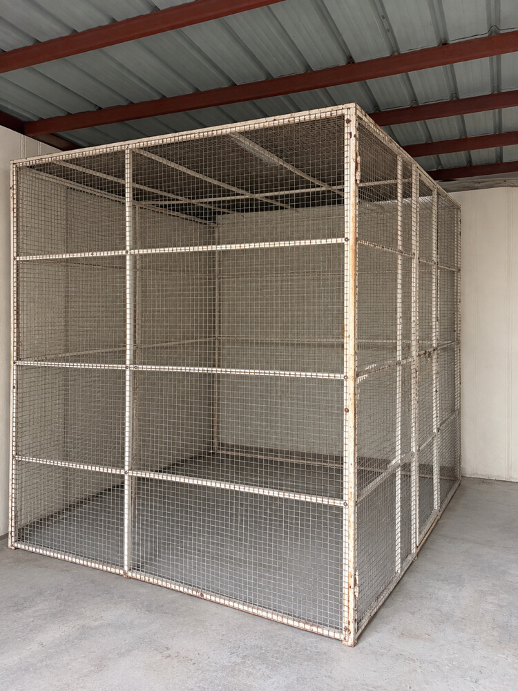 Two large bird cages for sale urgen - 1