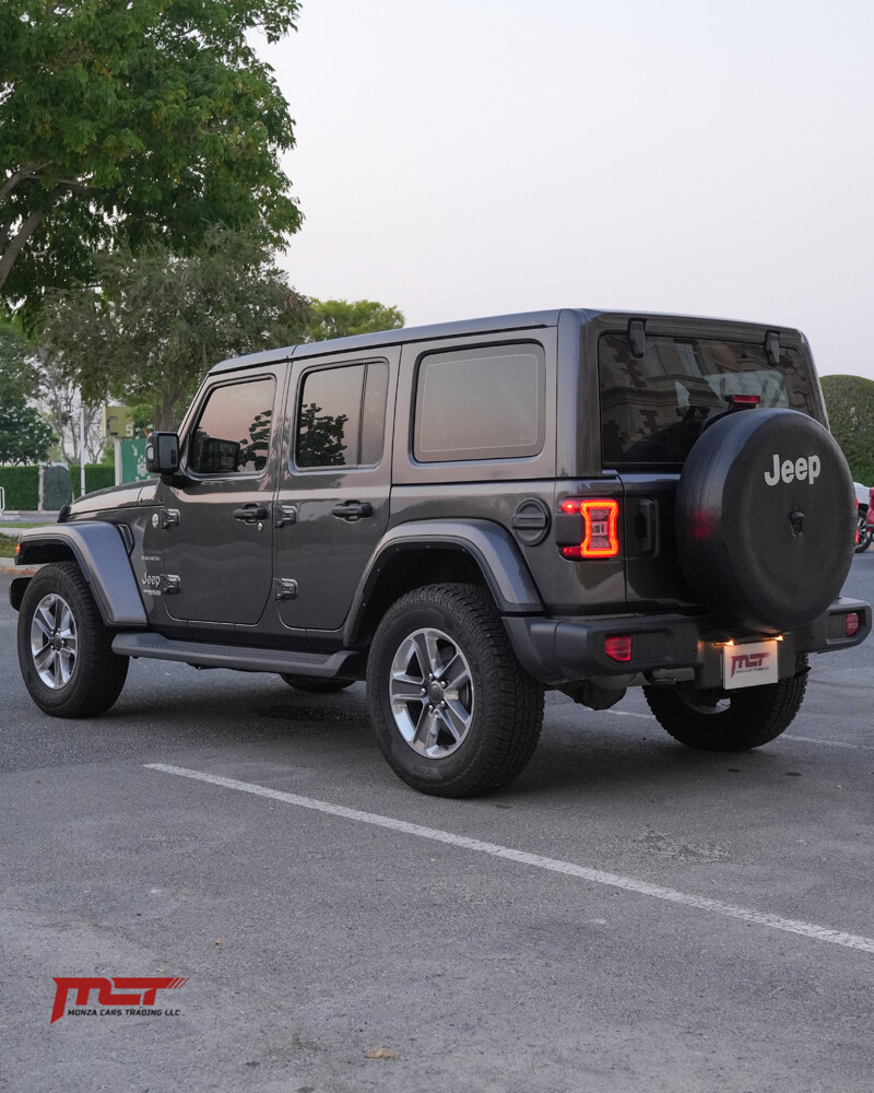 2022 Jeep Wrangler Sahara - 6